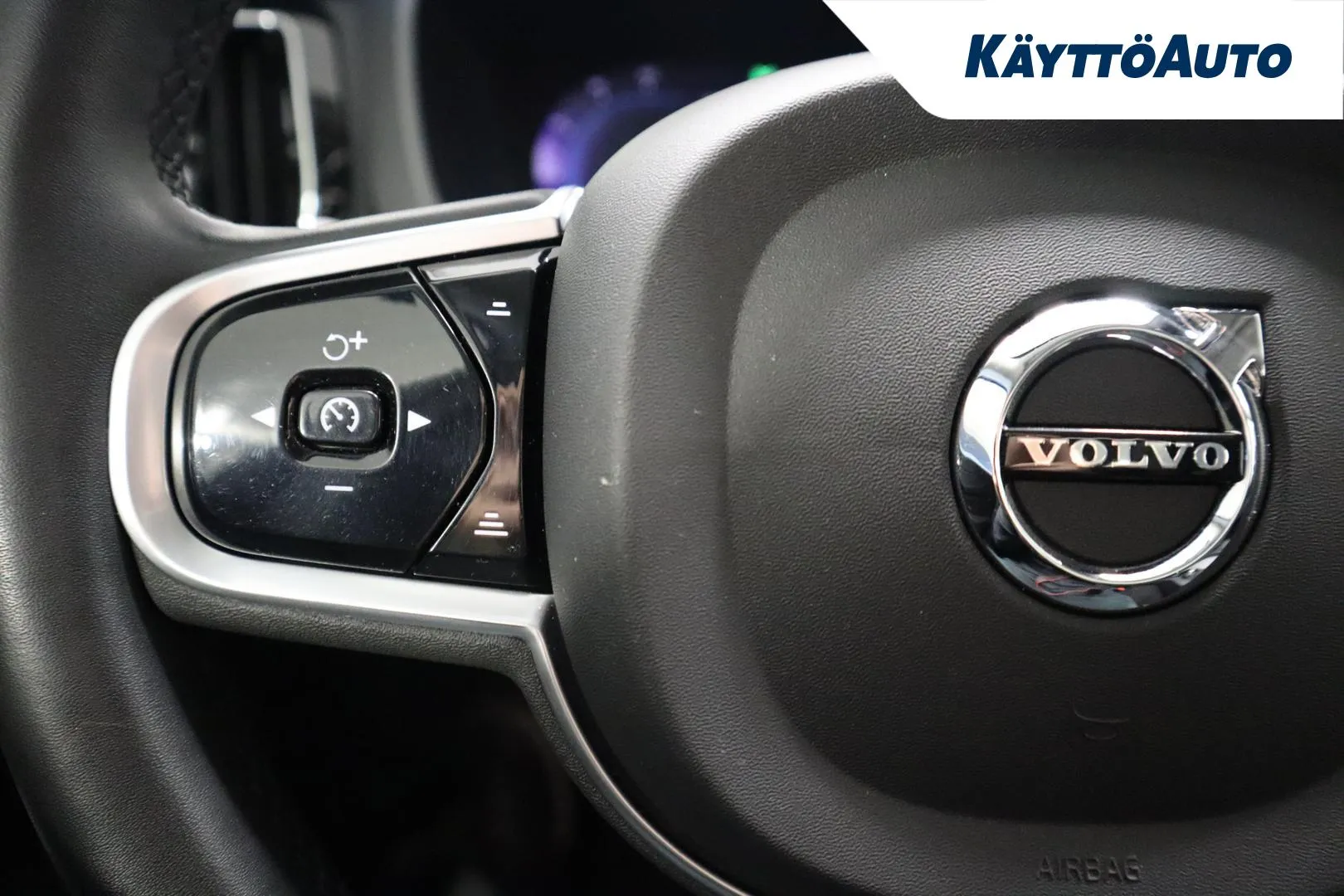 VOLVO XC60 SPU-601 carousel image