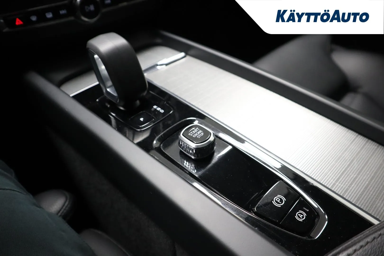 VOLVO XC60 SPU-601 carousel image