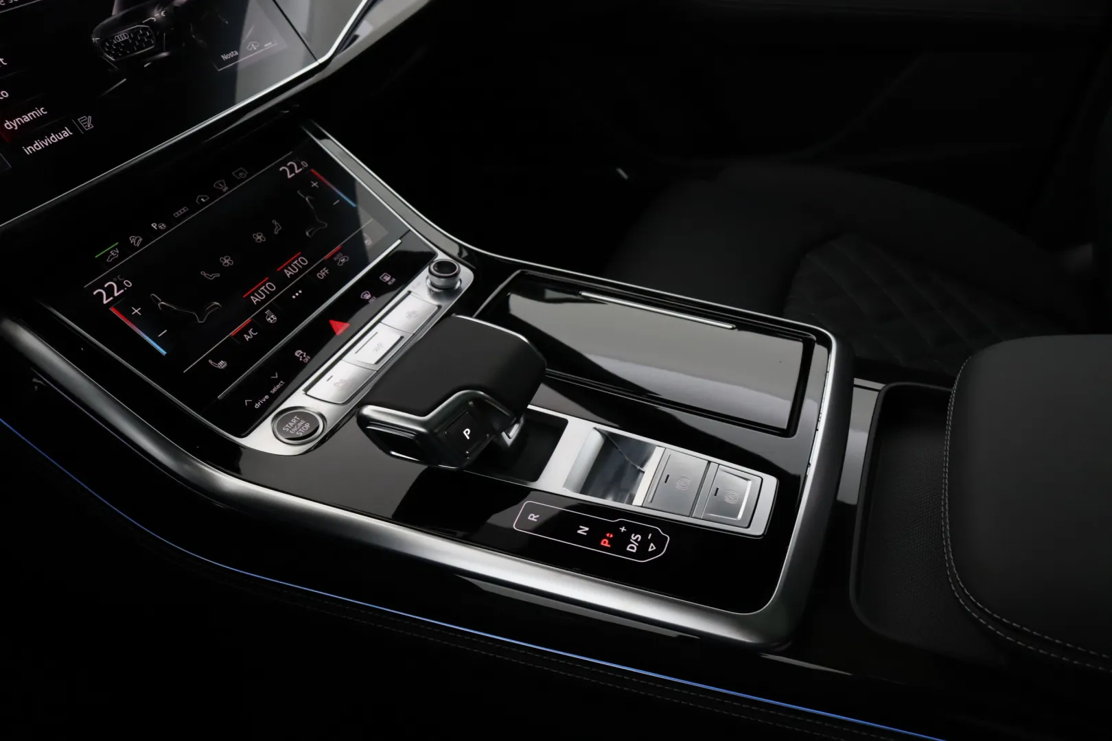 Audi Q8 RXN-349 carousel image
