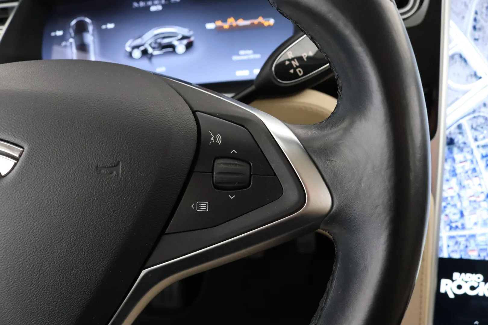 TESLA Model S GLA-296 carousel image
