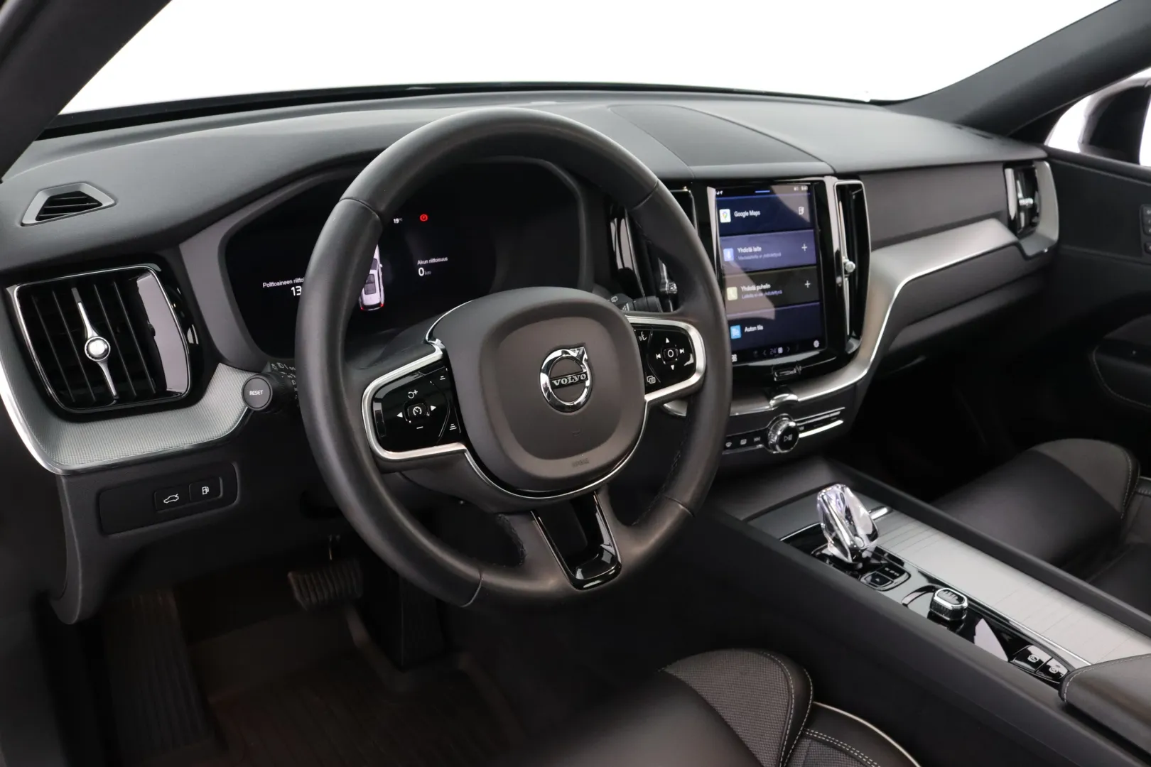 VOLVO XC60 XRT-638 carousel image