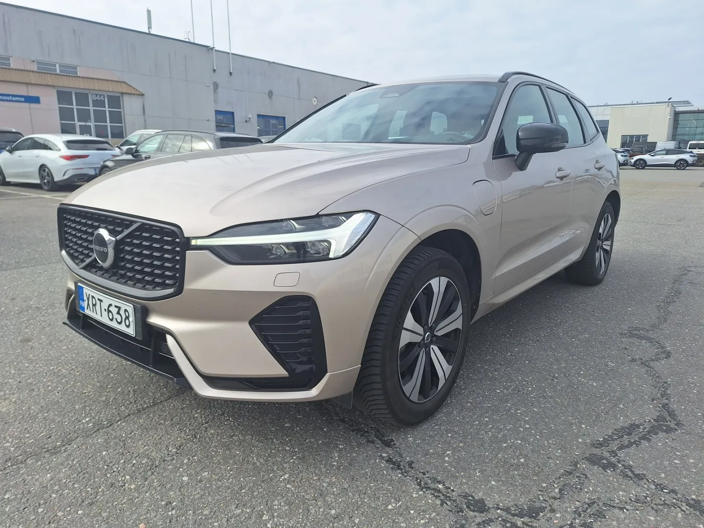 VOLVO XC60 XRT-638 carousel image
