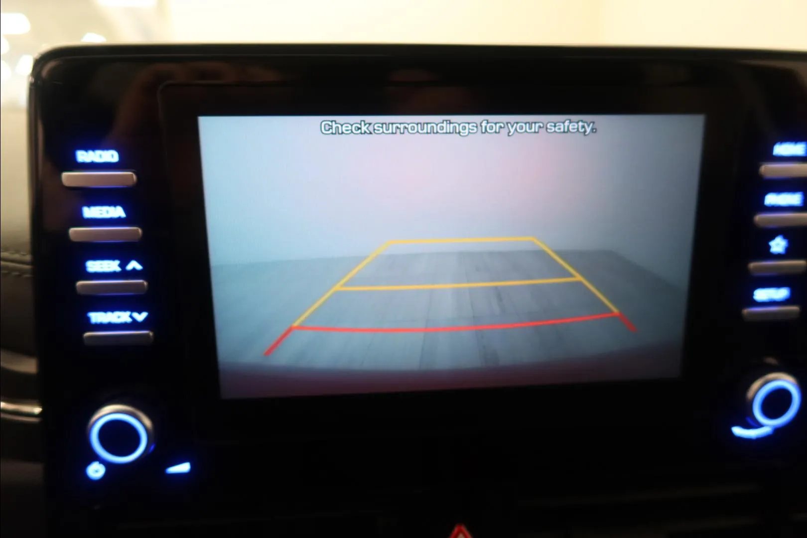 HYUNDAI IONIQ plug-in COI-232 carousel image