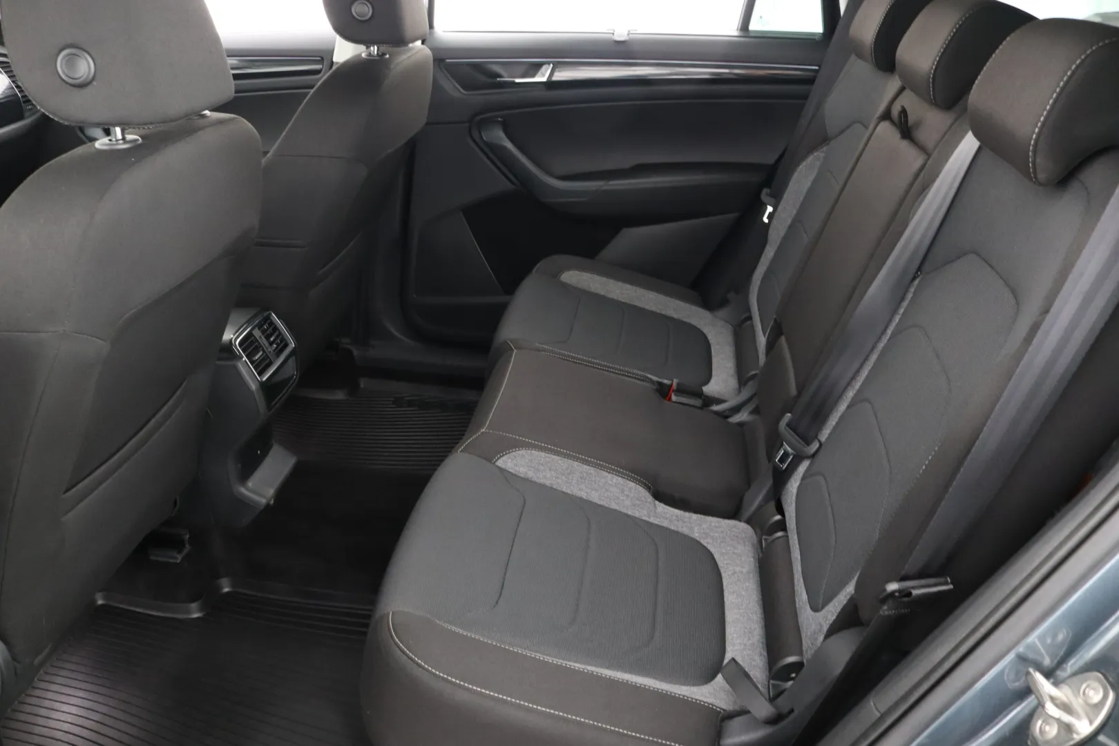 SKODA Kodiaq ESM-210 carousel image
