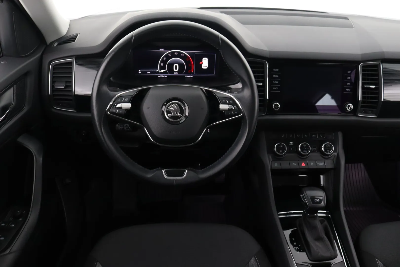 SKODA Kodiaq ESM-210 carousel image