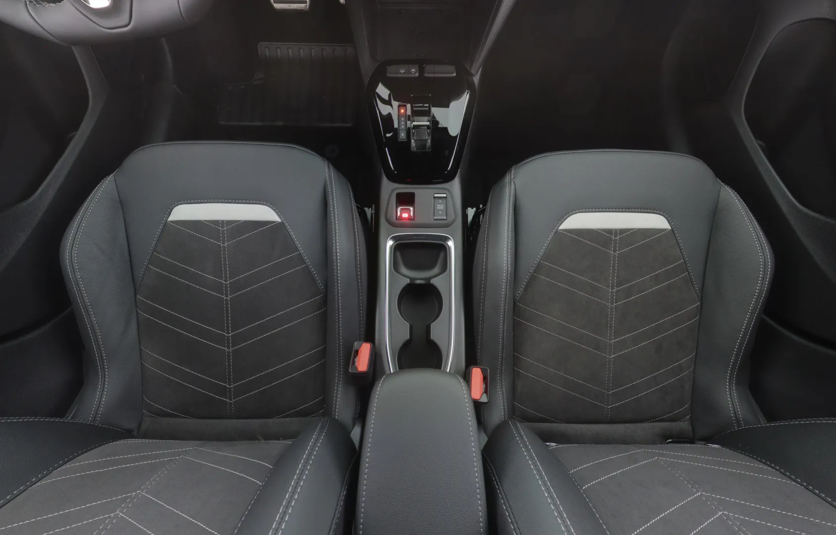 Opel Corsa-e FSE-607 carousel image