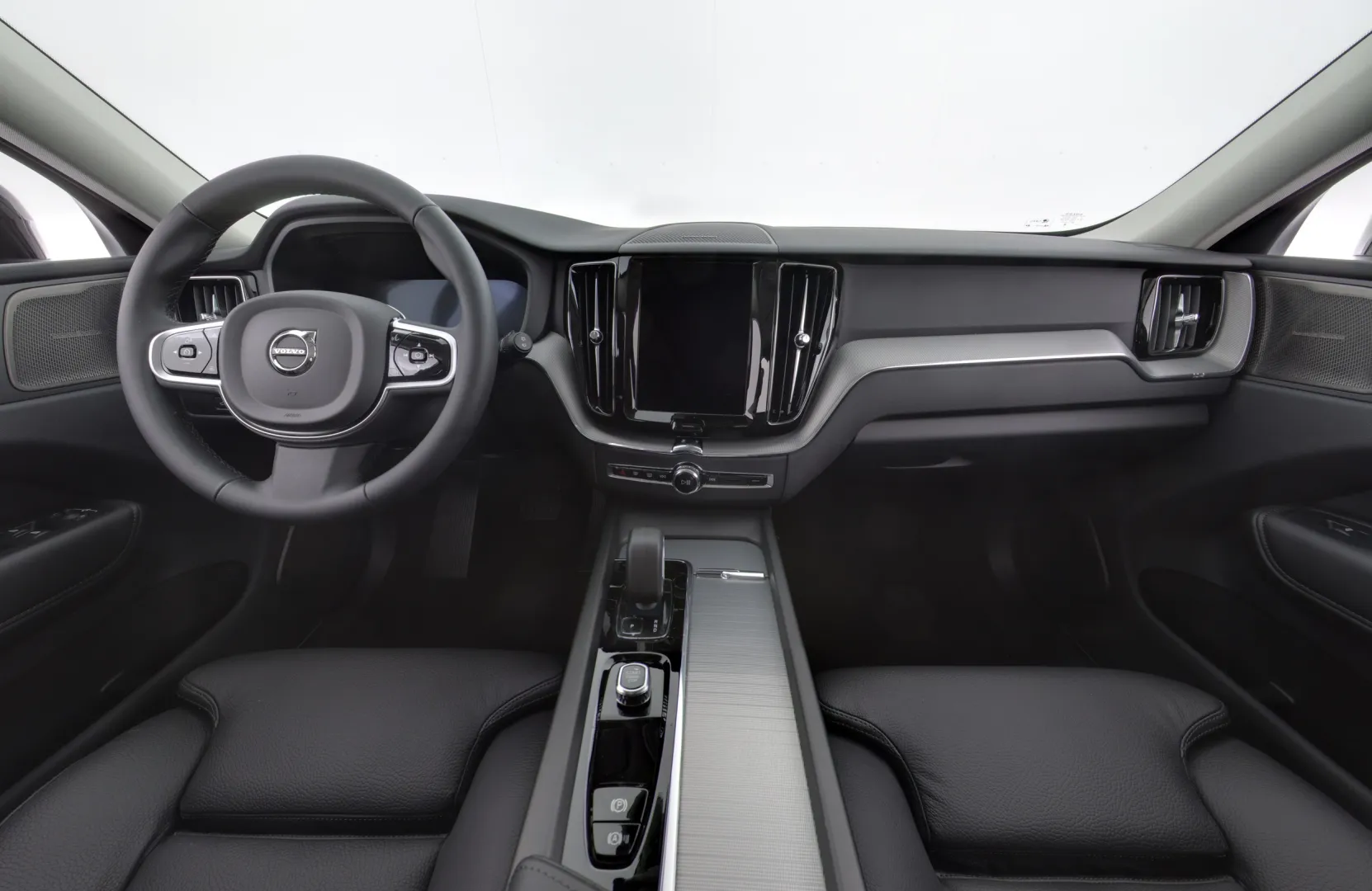 Volvo XC60 ZPL-580 carousel image