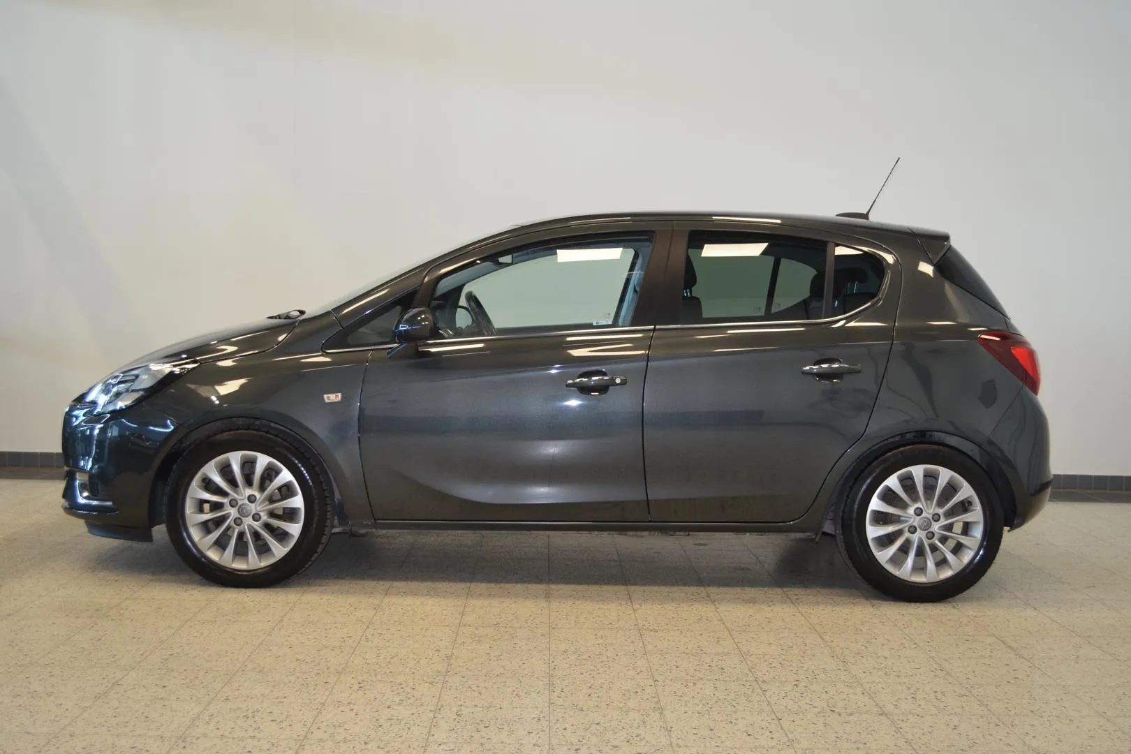 Opel Corsa SMB-847 carousel image