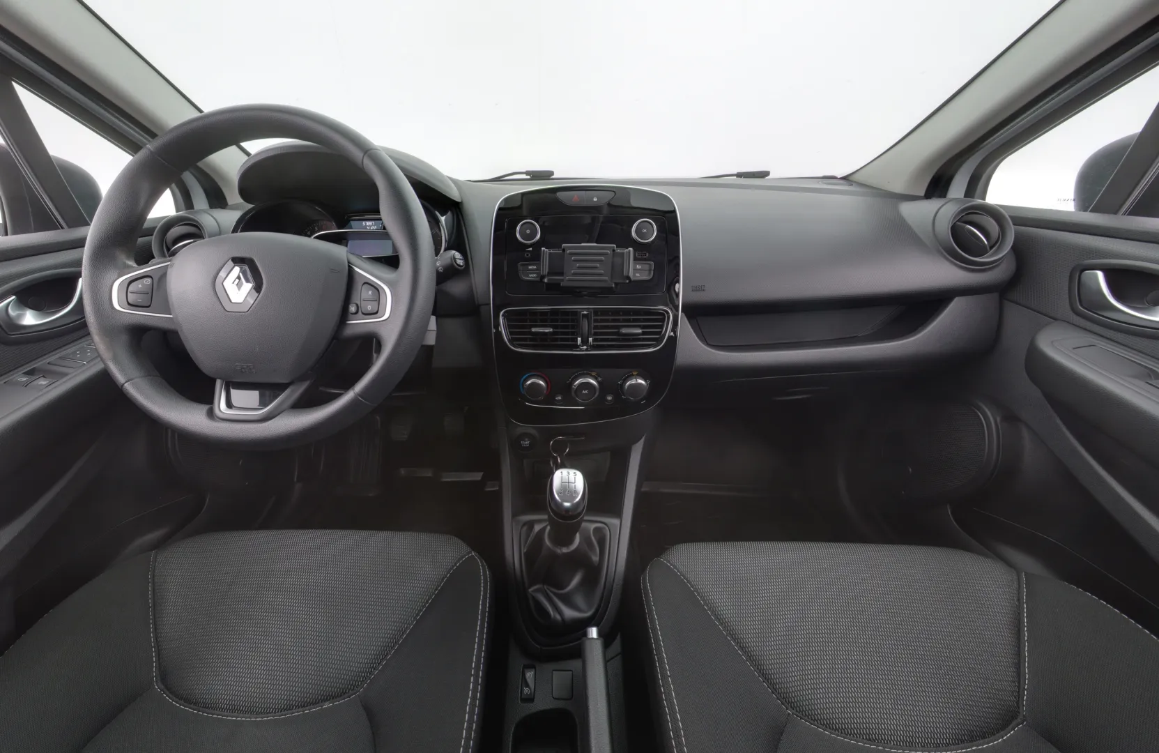 RENAULT Clio FNB-868 carousel image