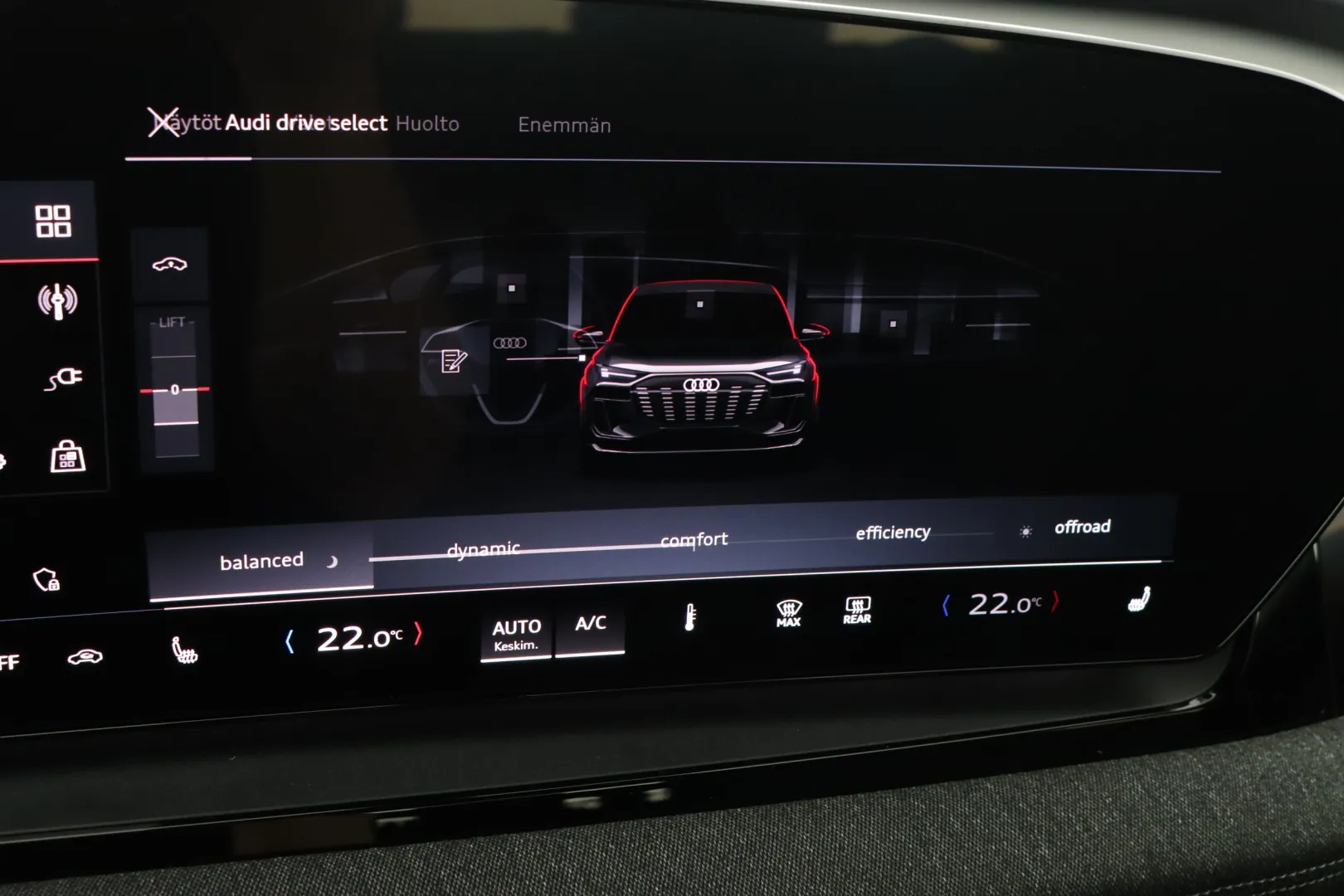 Audi Q6 e-tron RXM-465 carousel image