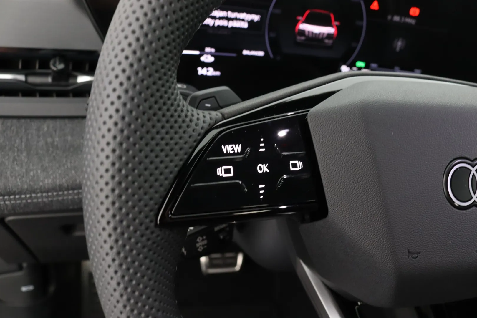 Audi Q6 e-tron RXM-465 carousel image