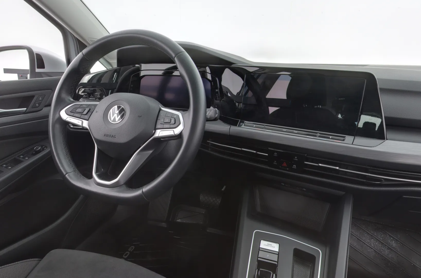 VOLKSWAGEN Golf FPS-442 carousel image