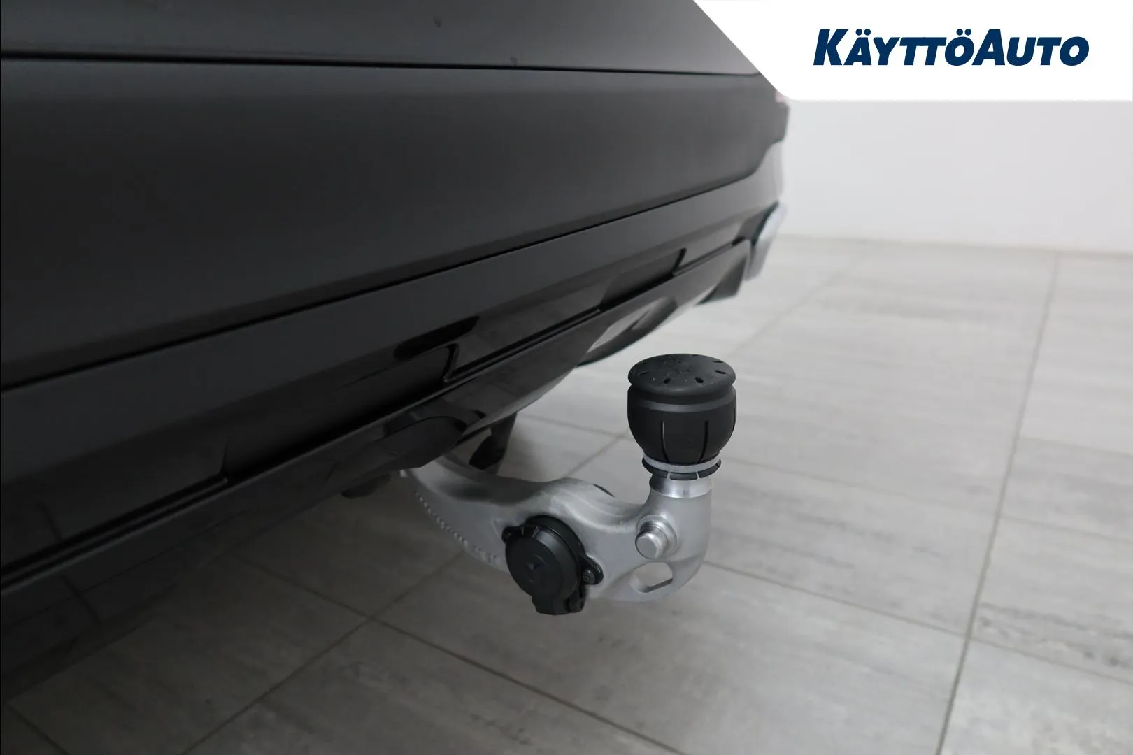 Mercedes-Benz GLC RXM-227 carousel image
