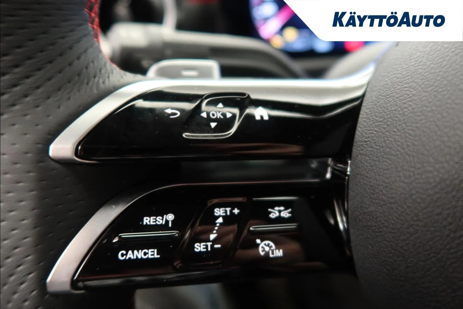 Mercedes-Benz CLA XSX-807 carousel image
