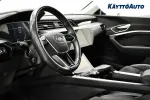 AUDI e-tron YXN-595 carousel thumbs