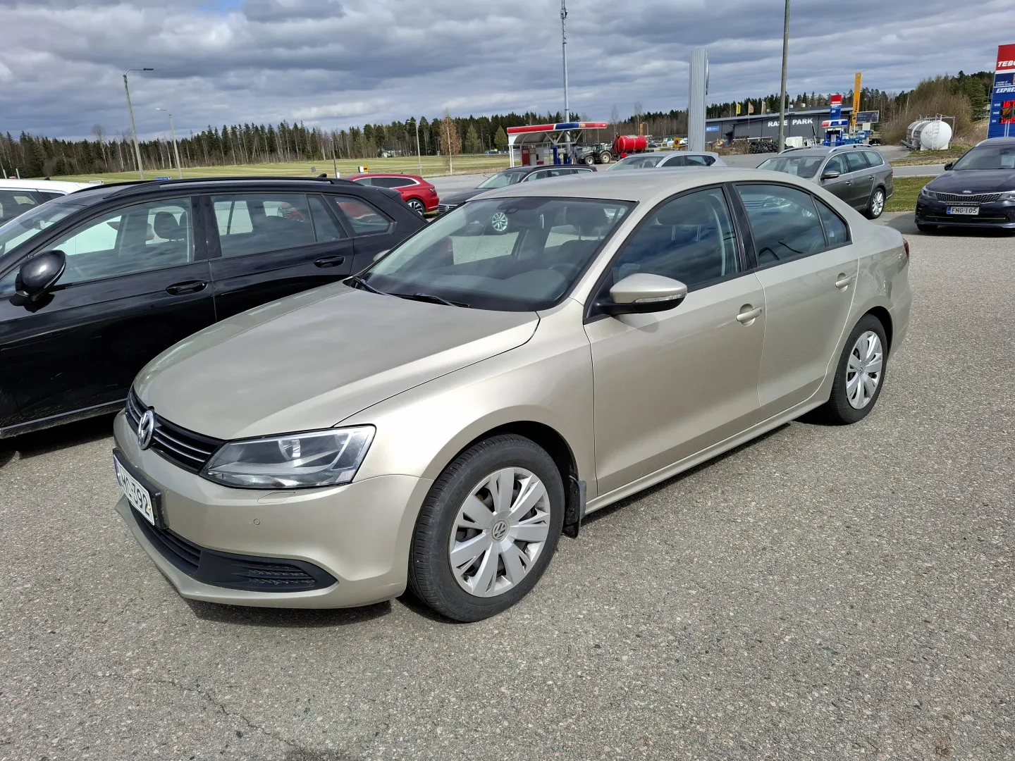 VOLKSWAGEN Jetta LMC-392 carousel image