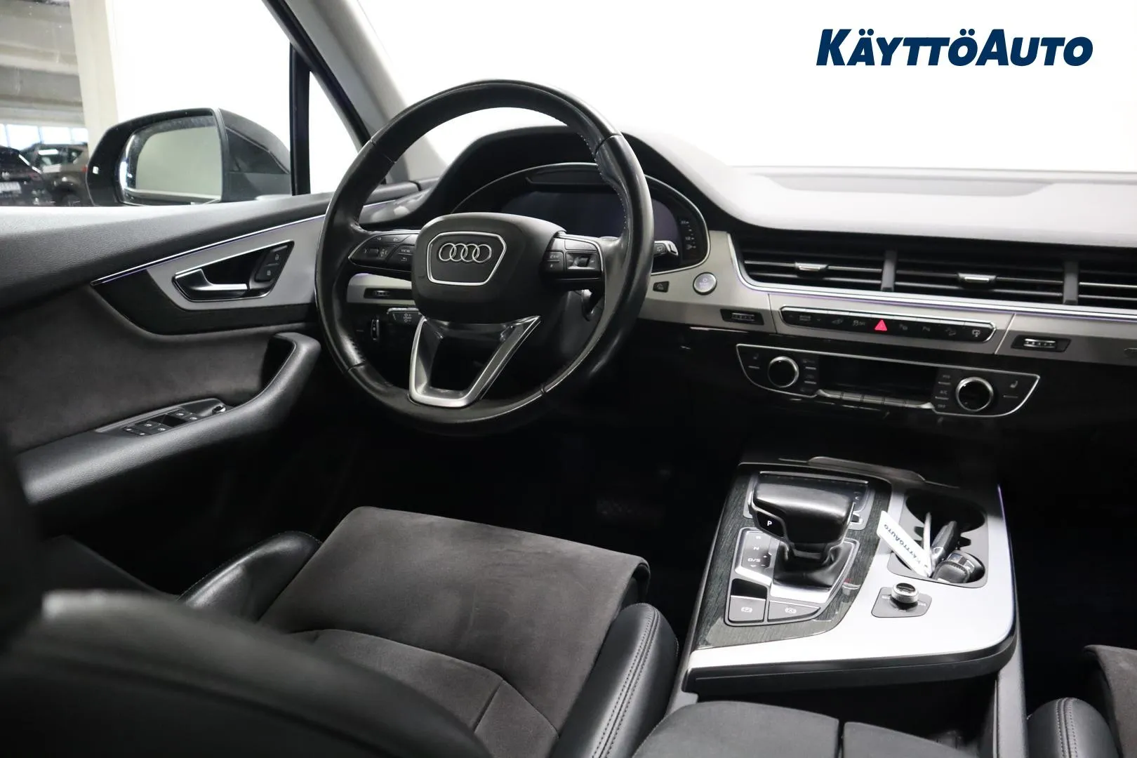 AUDI Q7 RSP-950 carousel image