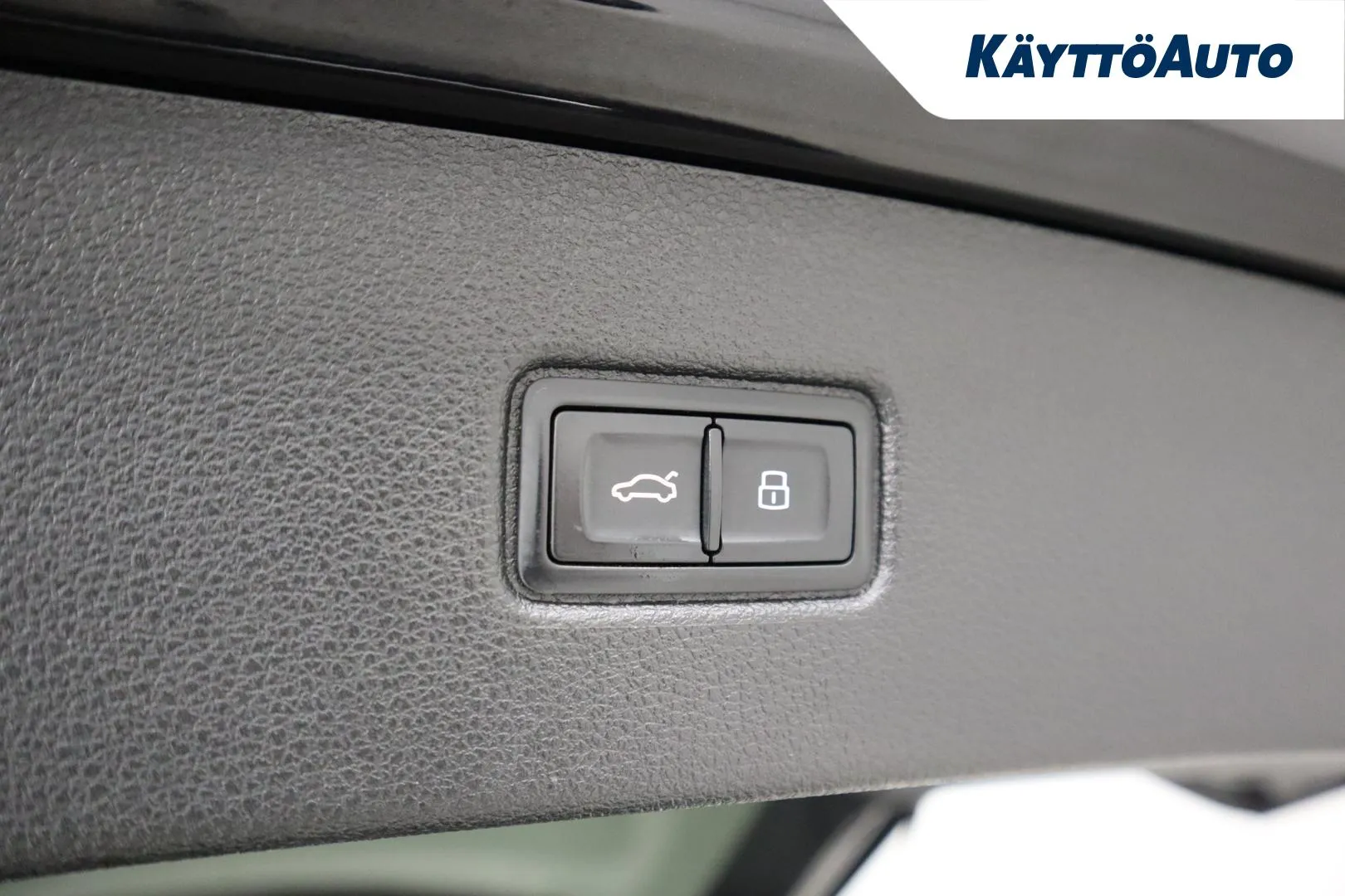 AUDI Q7 RSP-950 carousel image