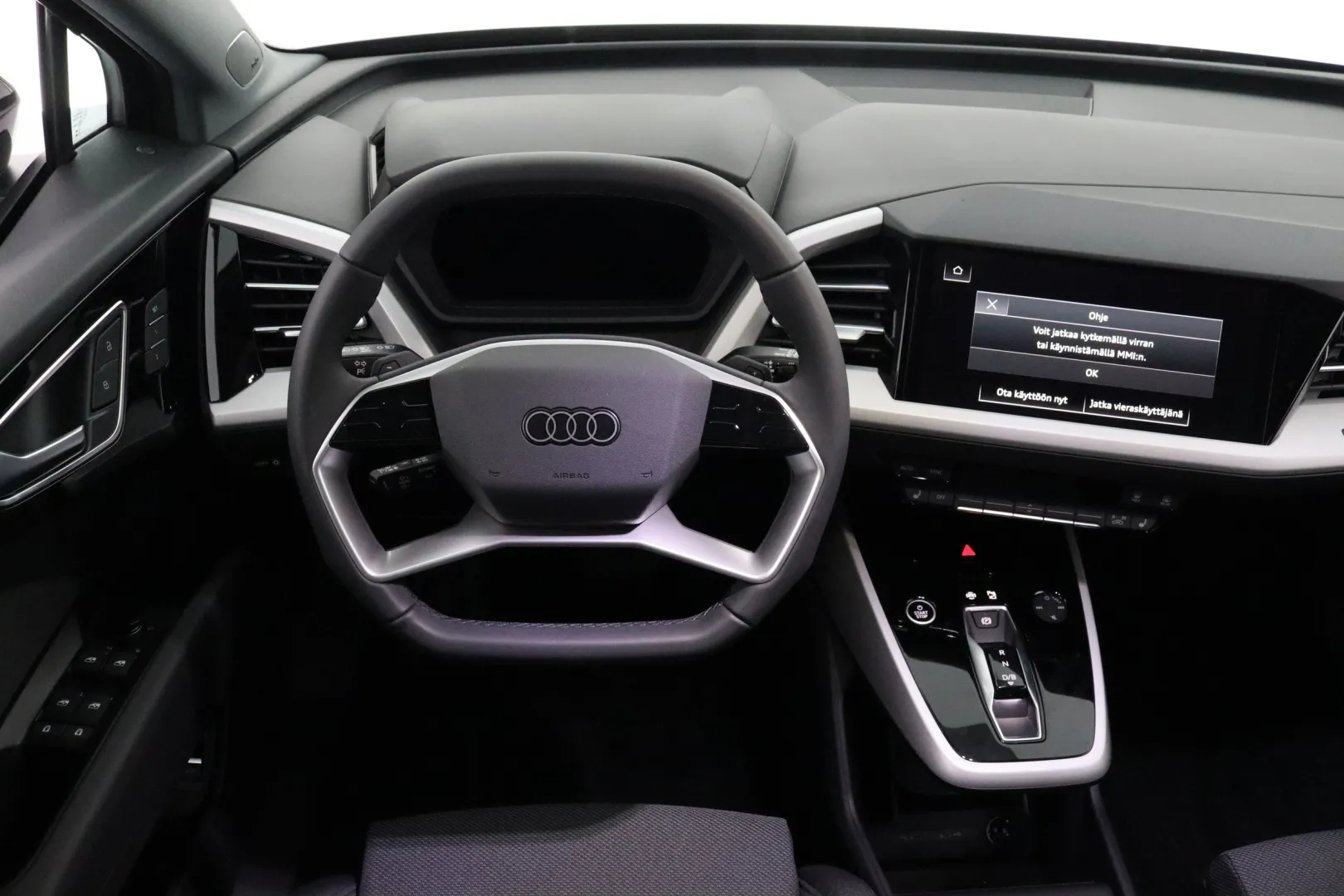 Audi Q4 e-tron RXN-483 carousel image