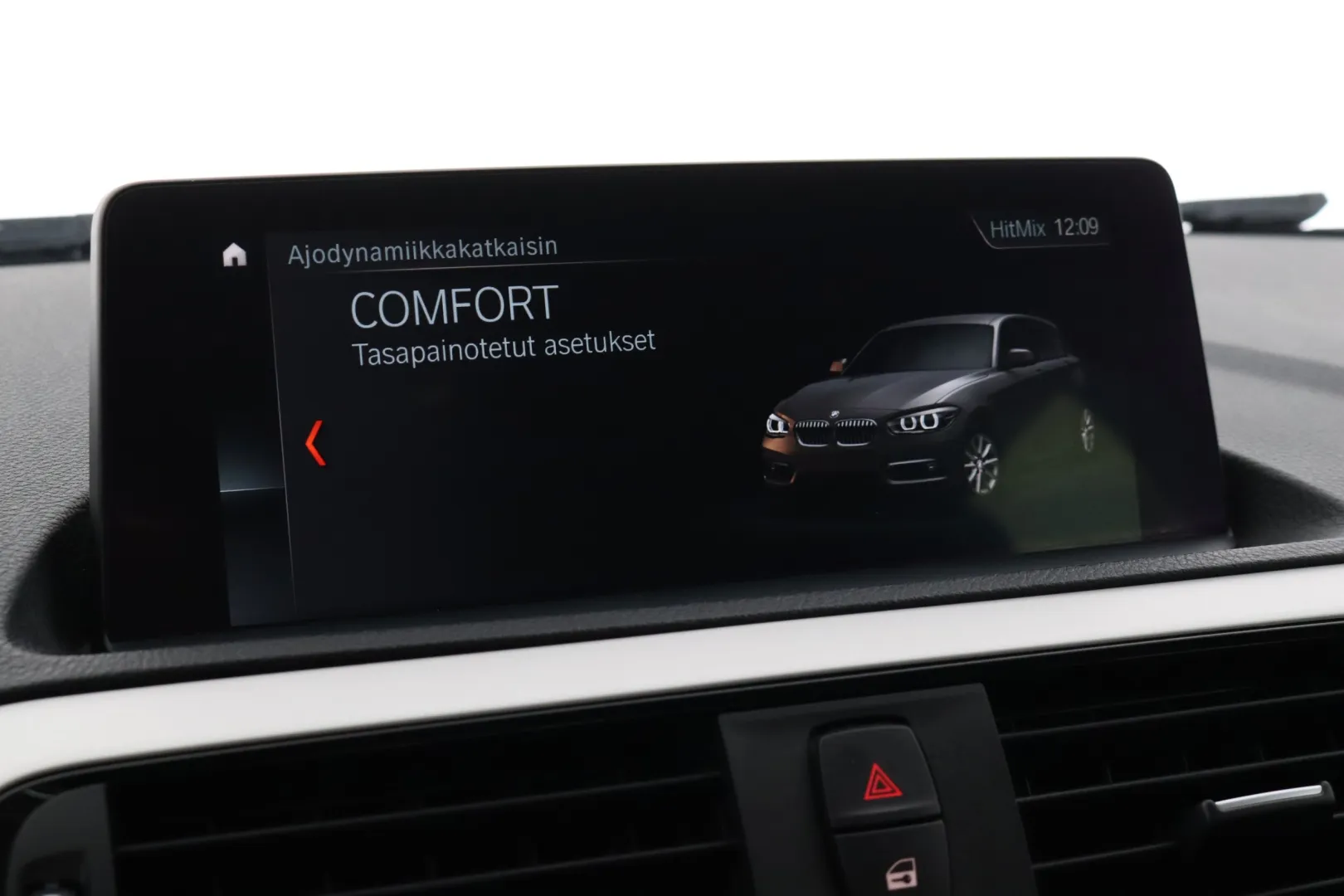 BMW 118 LOP-181 carousel image