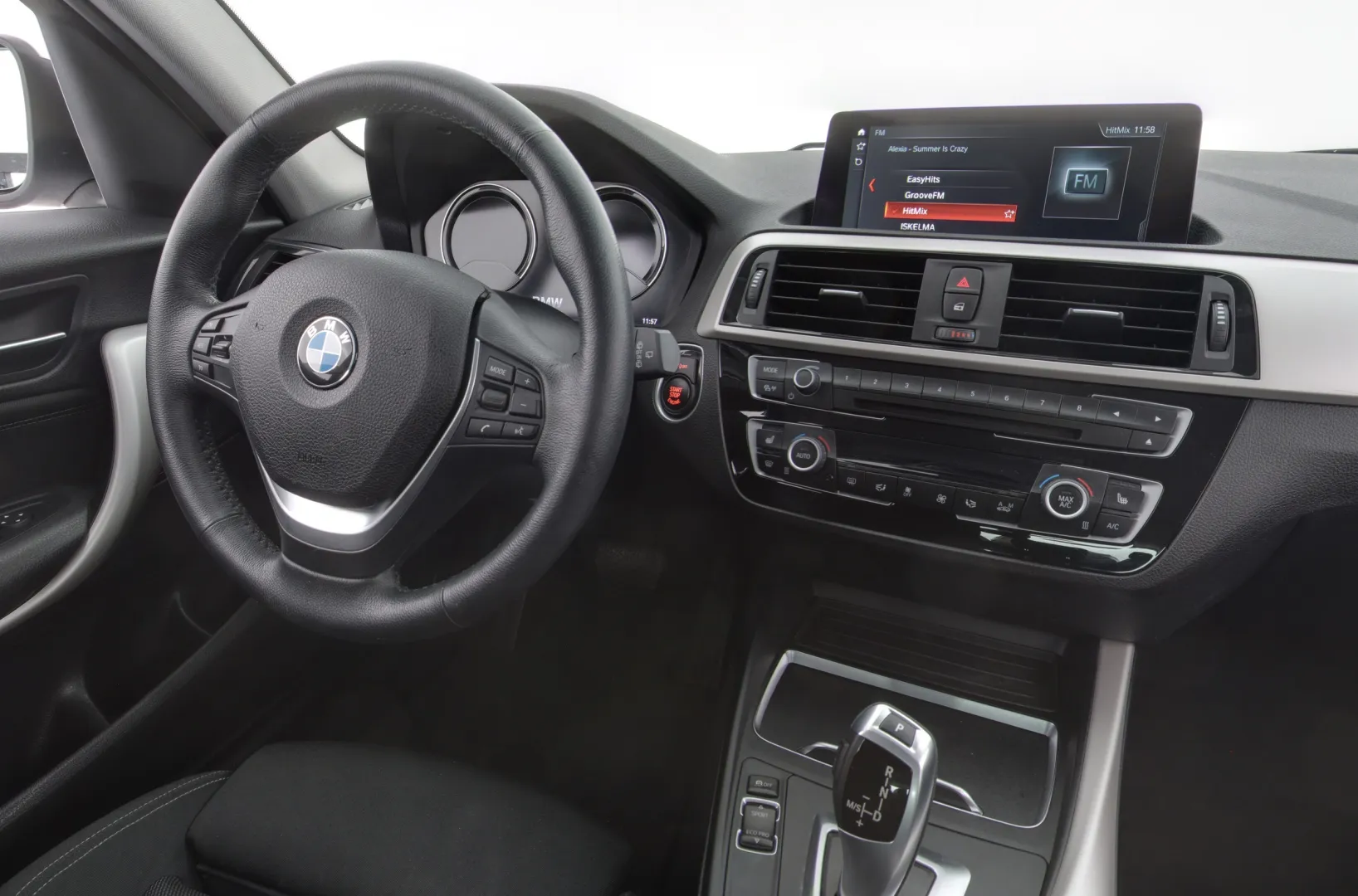 BMW 118 LOP-181 carousel image