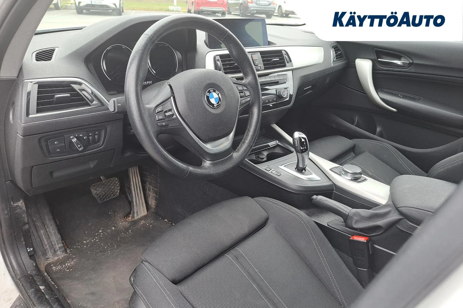 BMW 118 LOP-181 carousel image