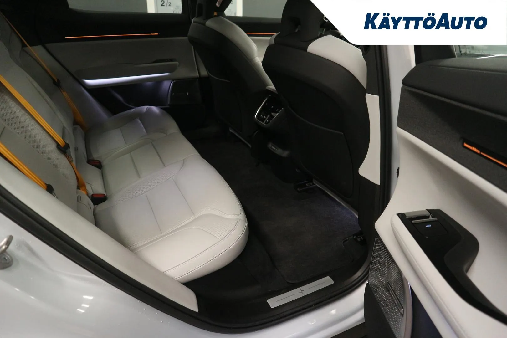 POLESTAR 3 MPV-677 carousel image