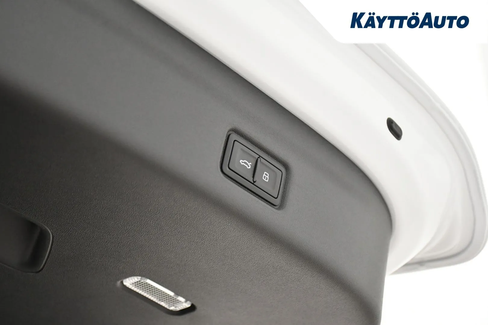Audi Q6 e-tron XTK-605 carousel image
