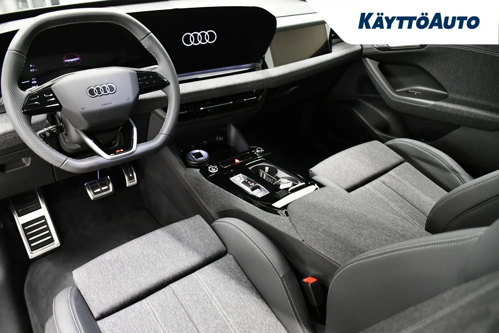 Audi Q6 e-tron XTK-605 carousel image