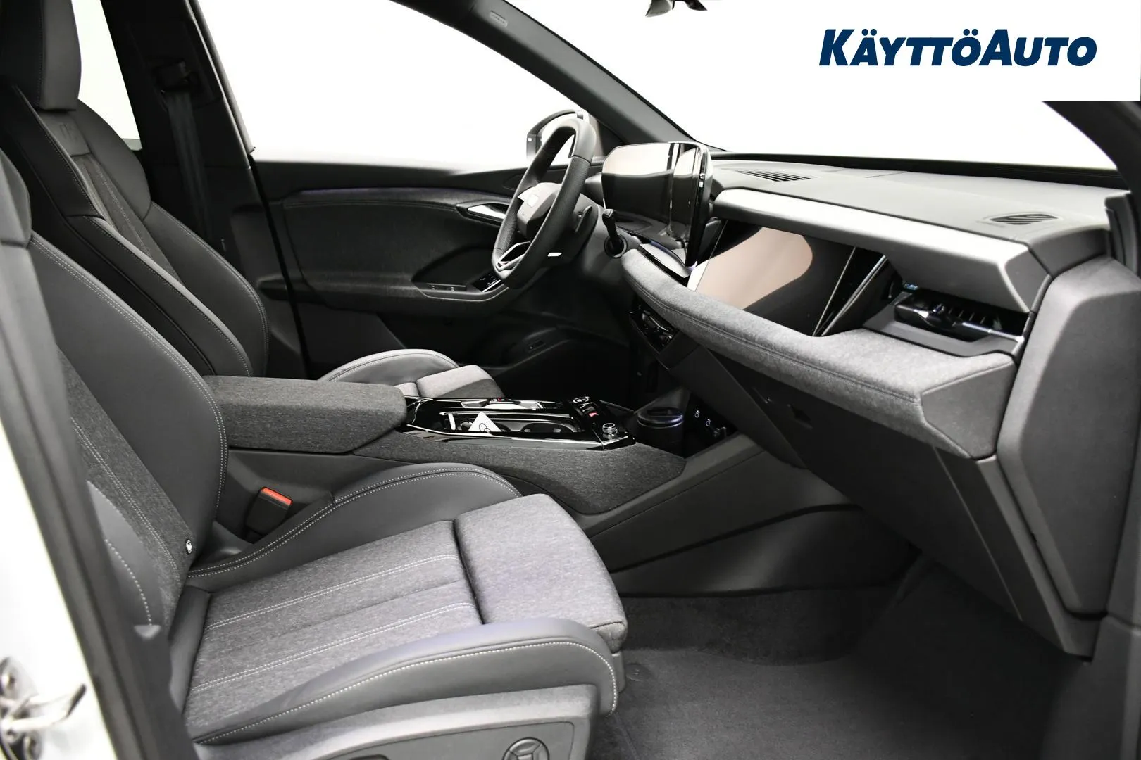 Audi Q6 e-tron XTK-605 carousel image