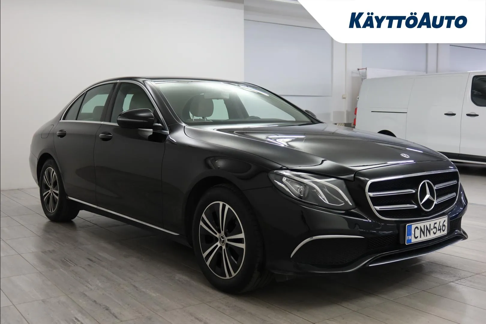 MERCEDES-BENZ E CNN-546 carousel image