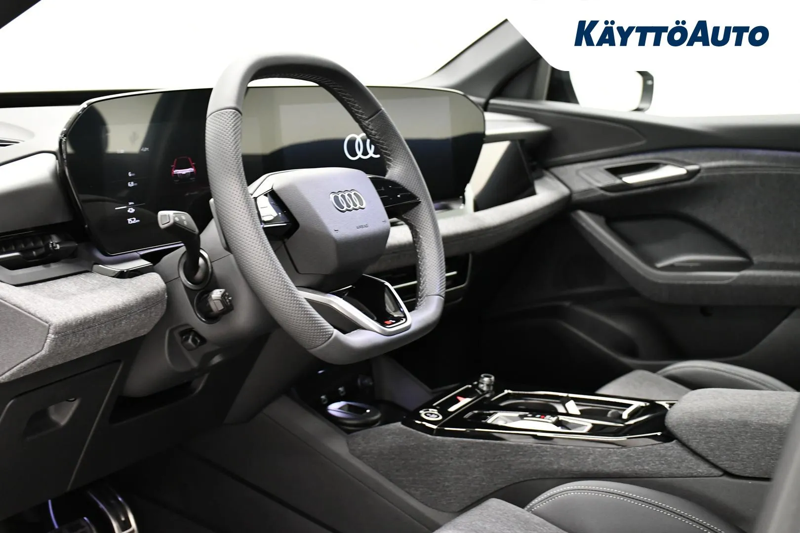 Audi Q6 e-tron RXN-466 carousel image