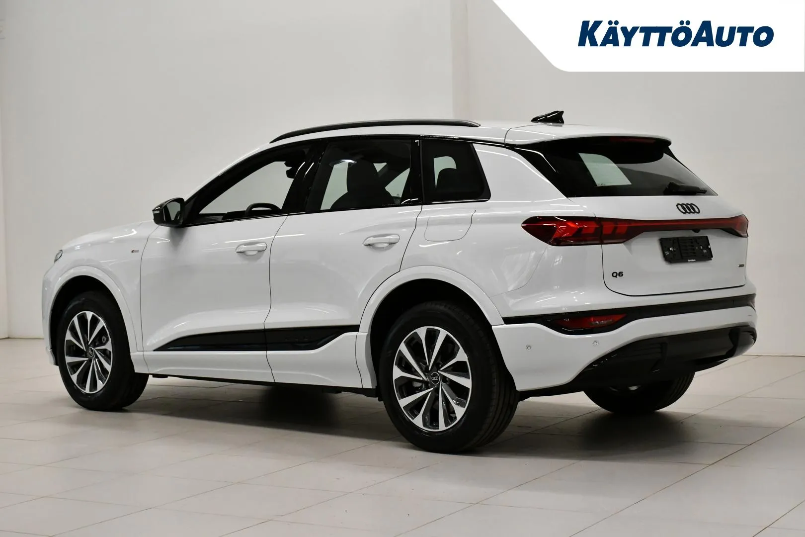 Audi Q6 e-tron RXN-466 carousel image