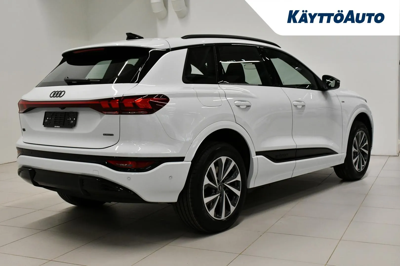 Audi Q6 e-tron RXN-466 carousel image