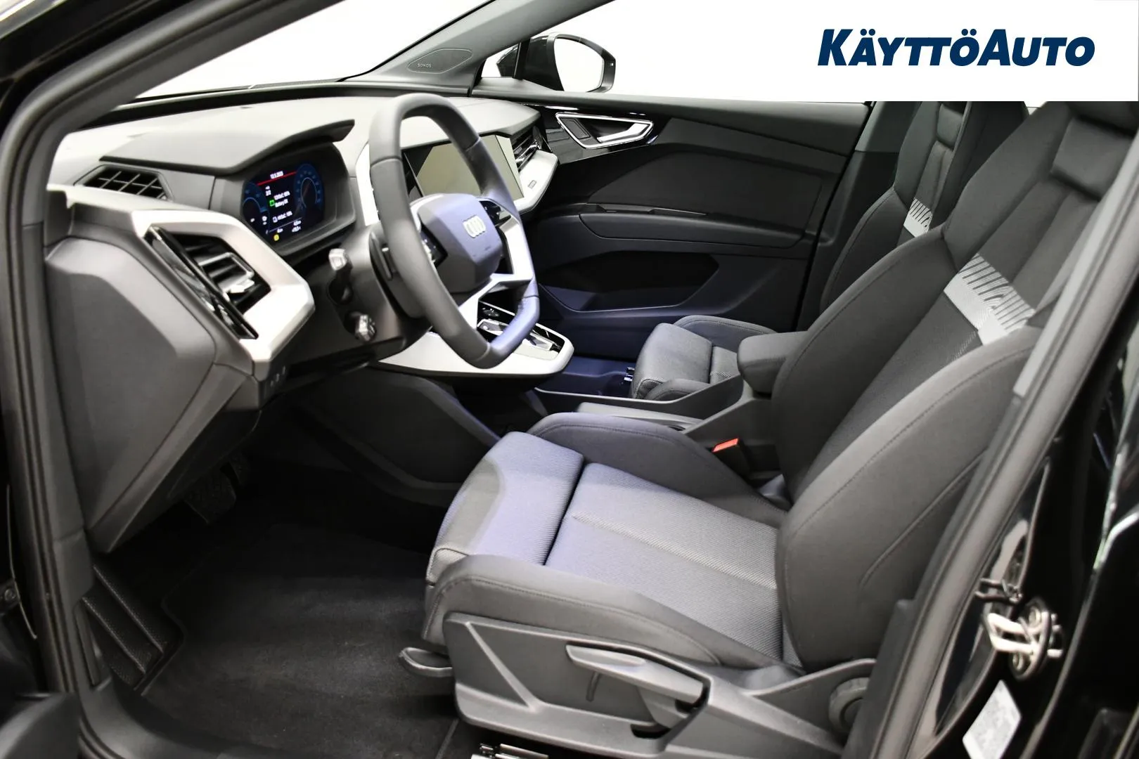 Audi Q4 e-tron XTH-790 carousel image