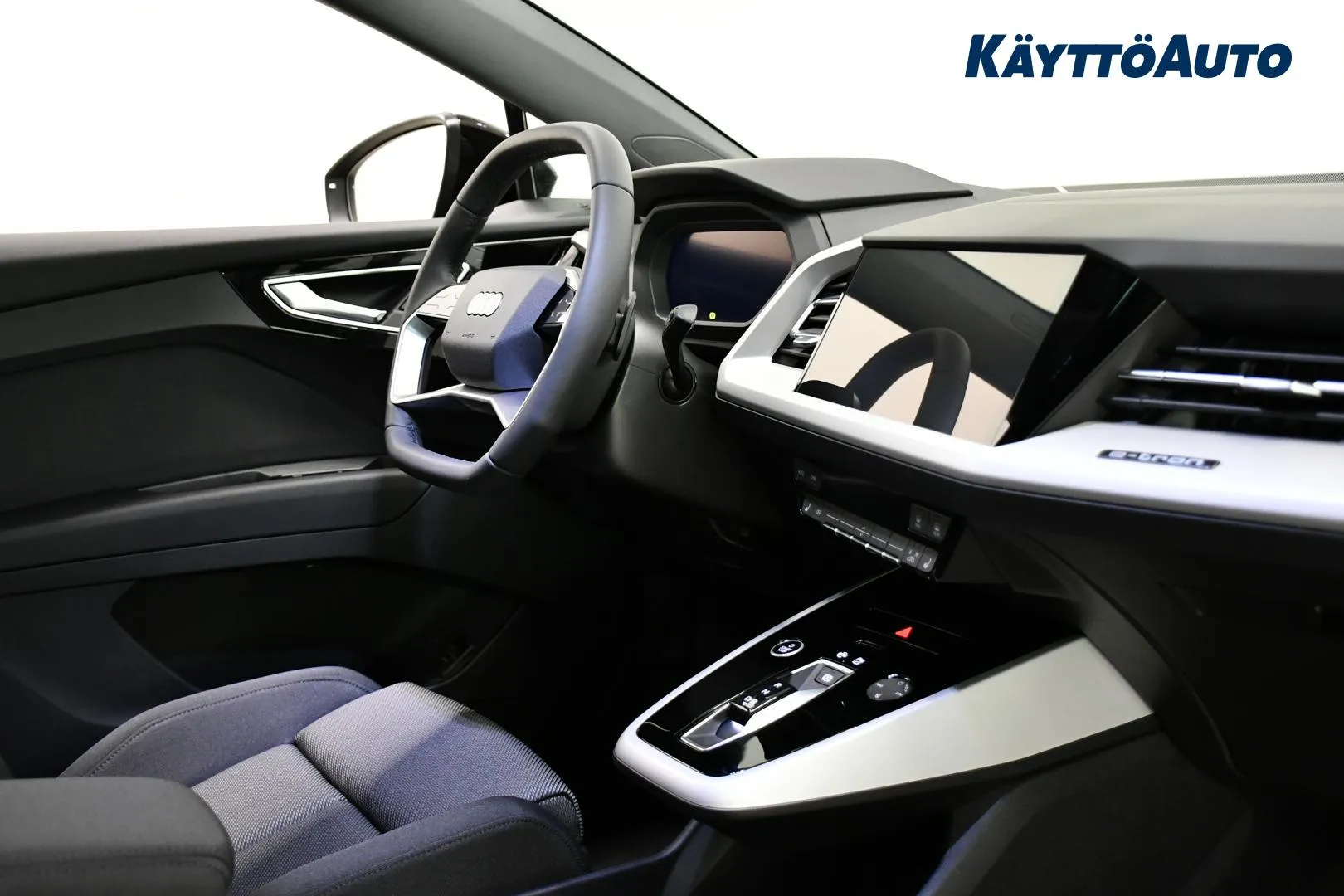 Audi Q4 e-tron XTH-790 carousel image