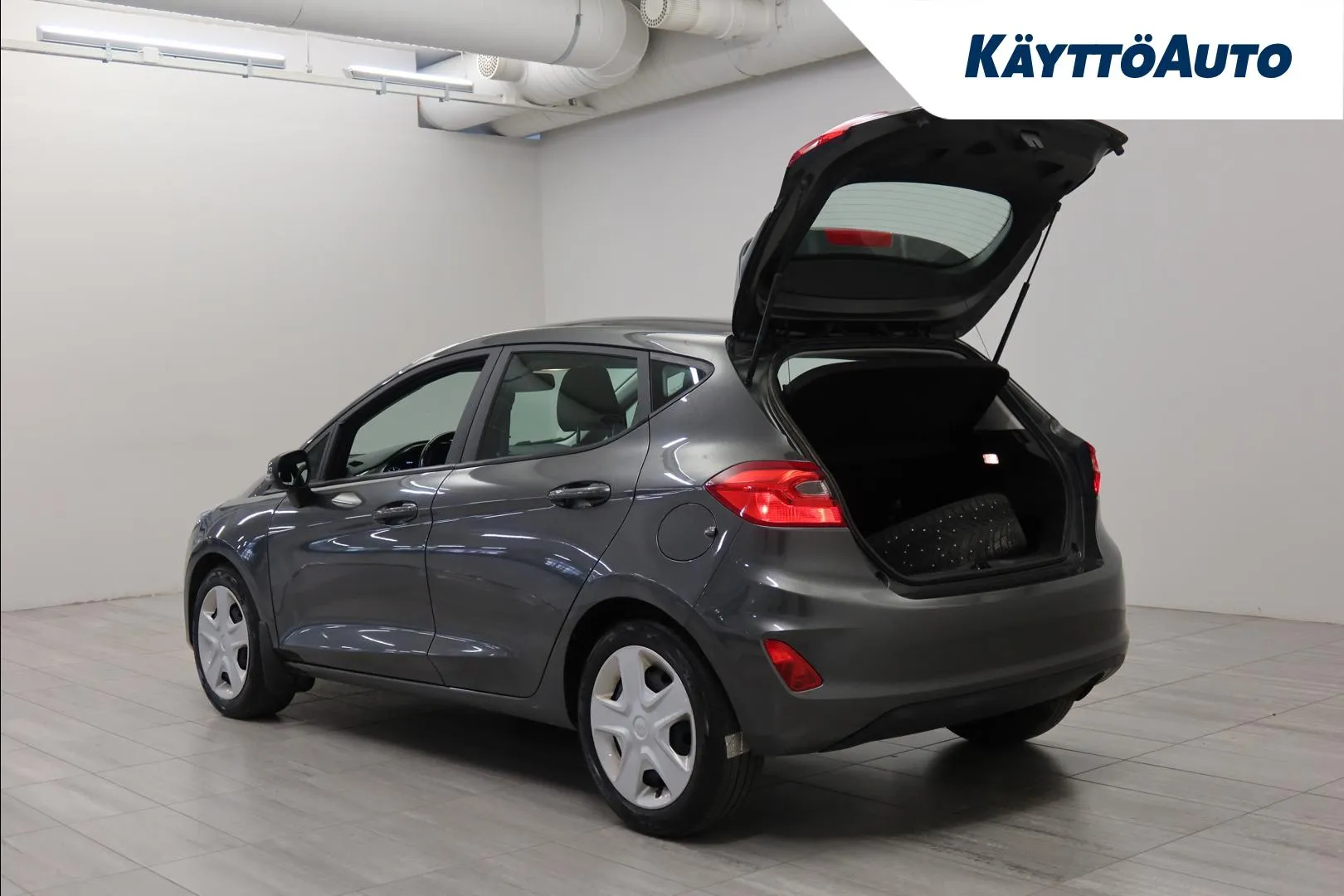 FORD Fiesta CLJ-546 carousel image