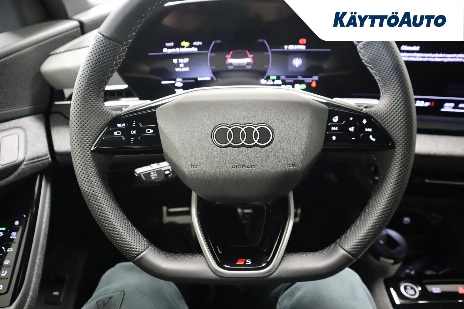 Audi Q6 e-tron JOB-290 carousel image