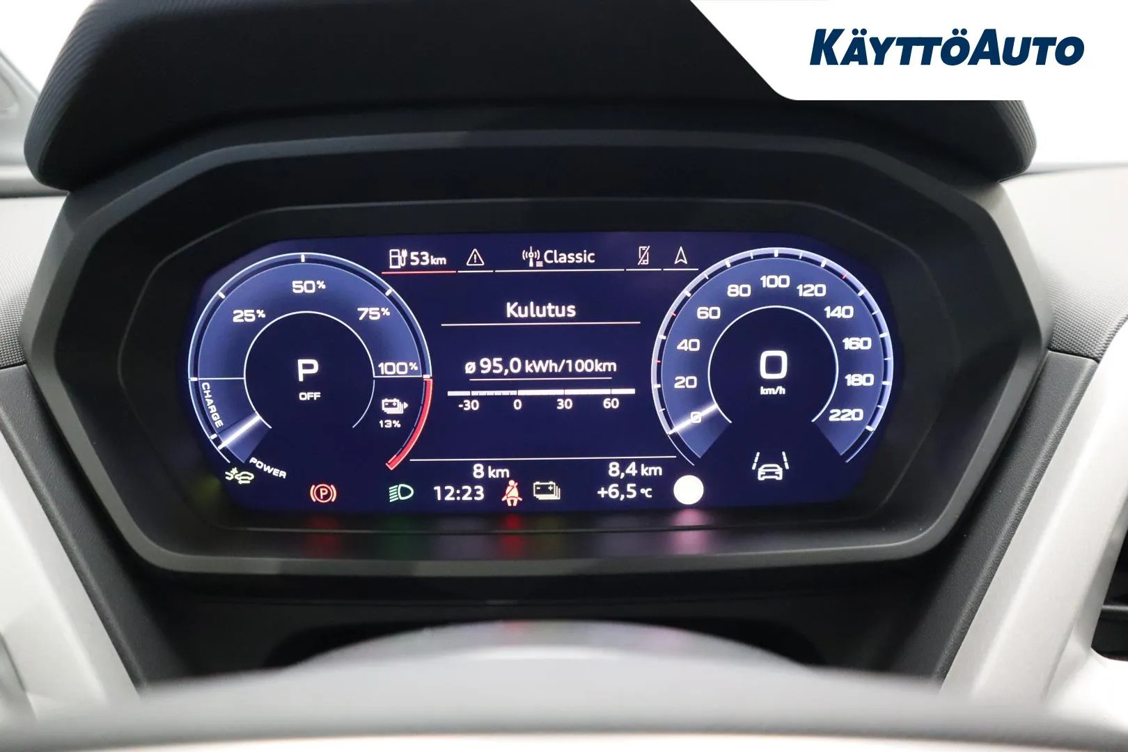 Audi Q4 e-tron ZPL-494 carousel image