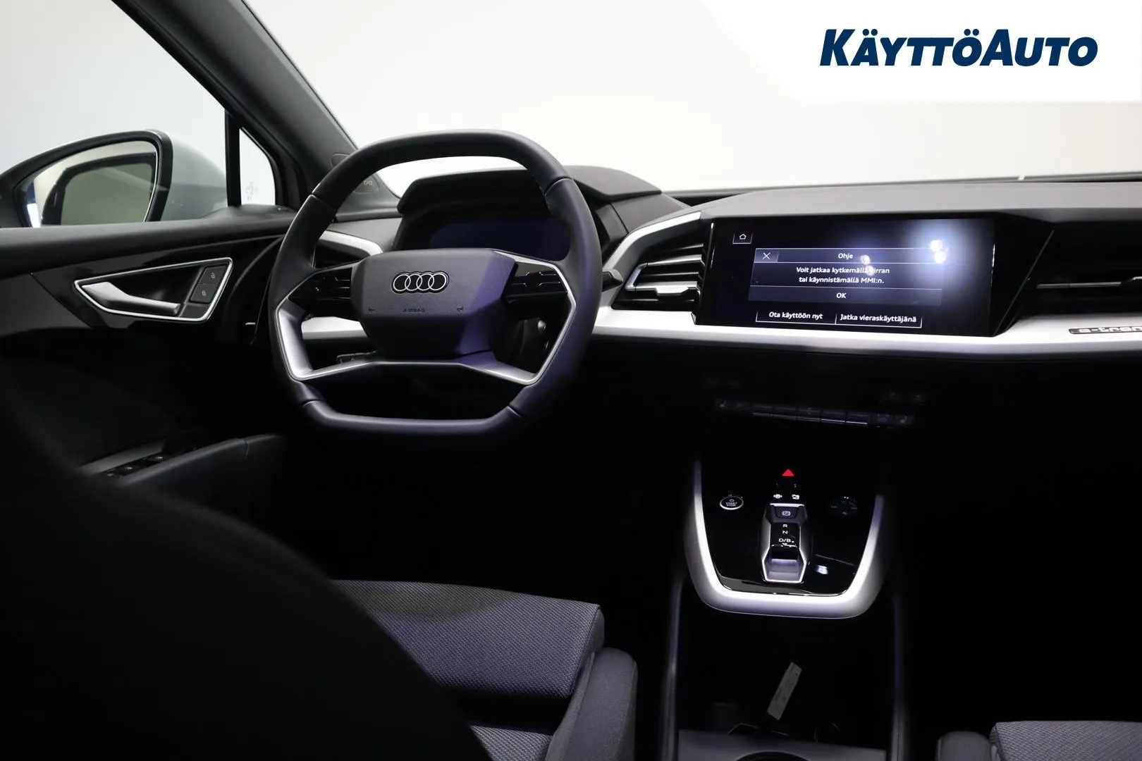 Audi Q4 e-tron ZPL-494 carousel image