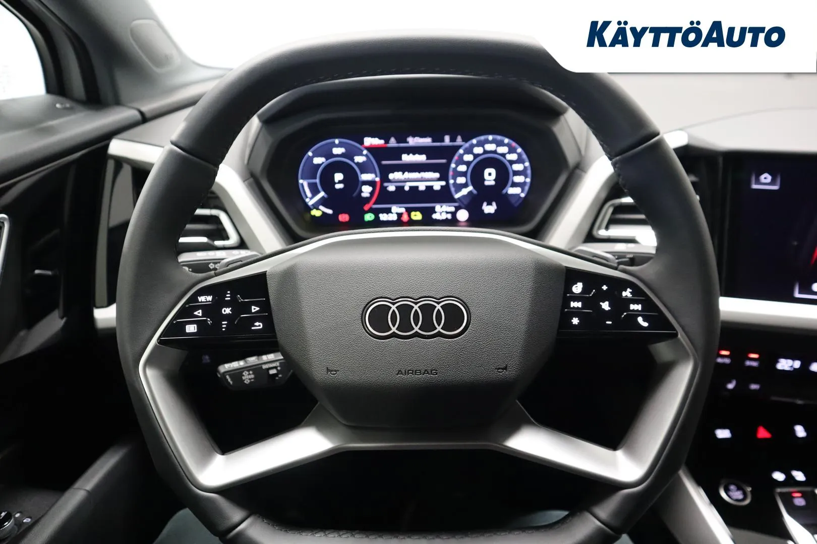 Audi Q4 e-tron ZPL-494 carousel image