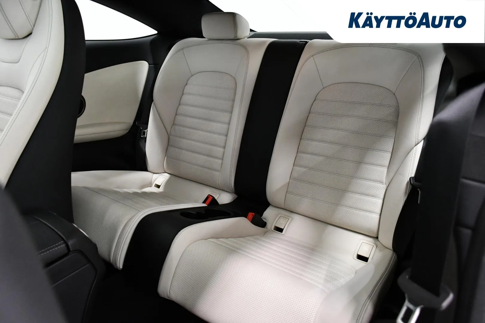 MERCEDES-BENZ C VYY-578 carousel image