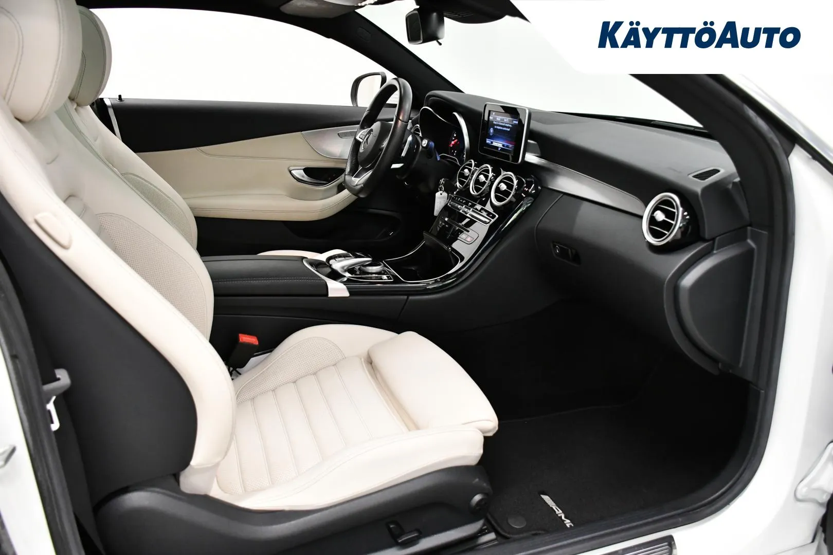 MERCEDES-BENZ C VYY-578 carousel image