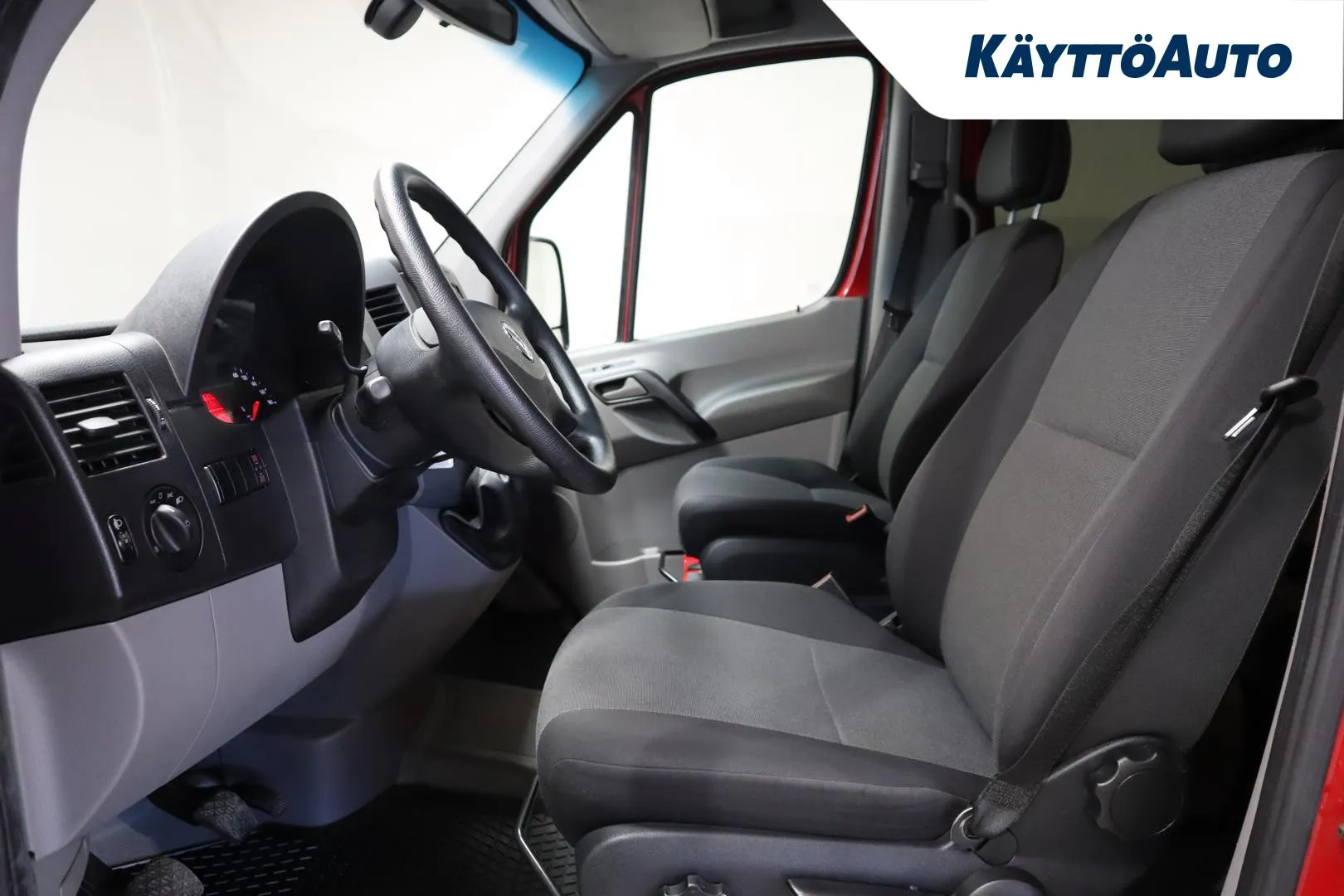 VOLKSWAGEN Crafter FLT-700 carousel image