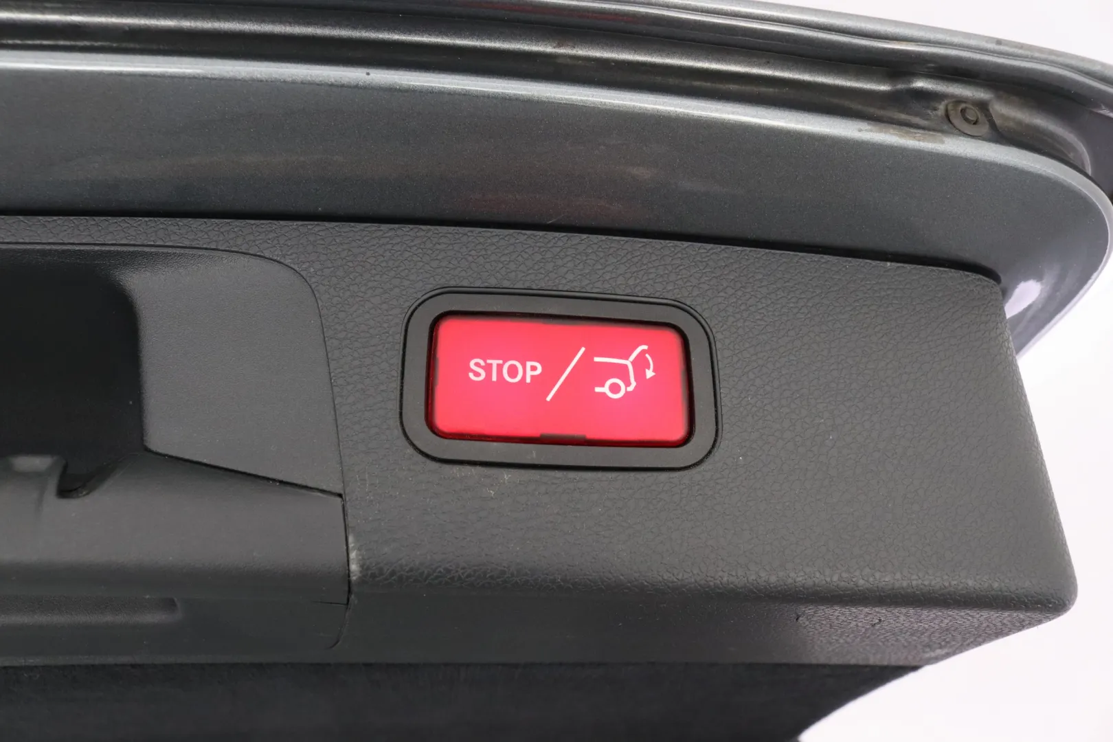 MERCEDES-BENZ E IPZ-685 carousel image