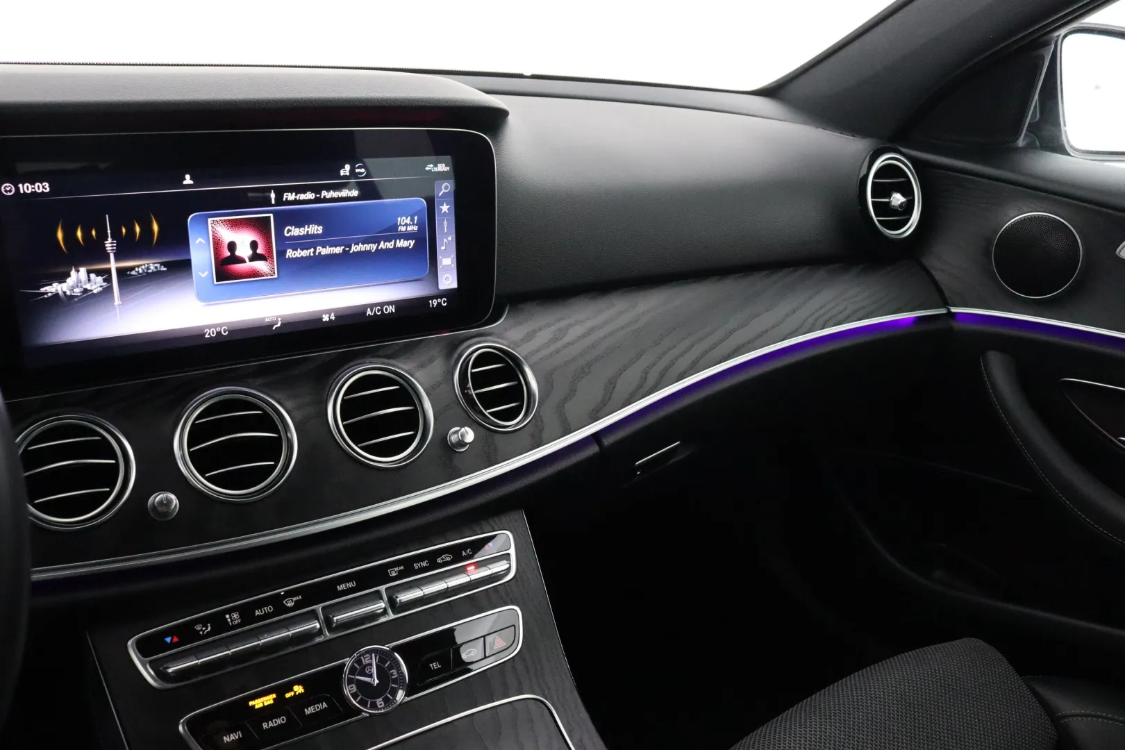 MERCEDES-BENZ E IPZ-685 carousel image