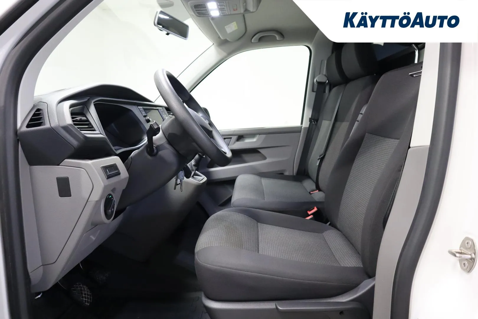 VOLKSWAGEN Transporter FOX-320 carousel image