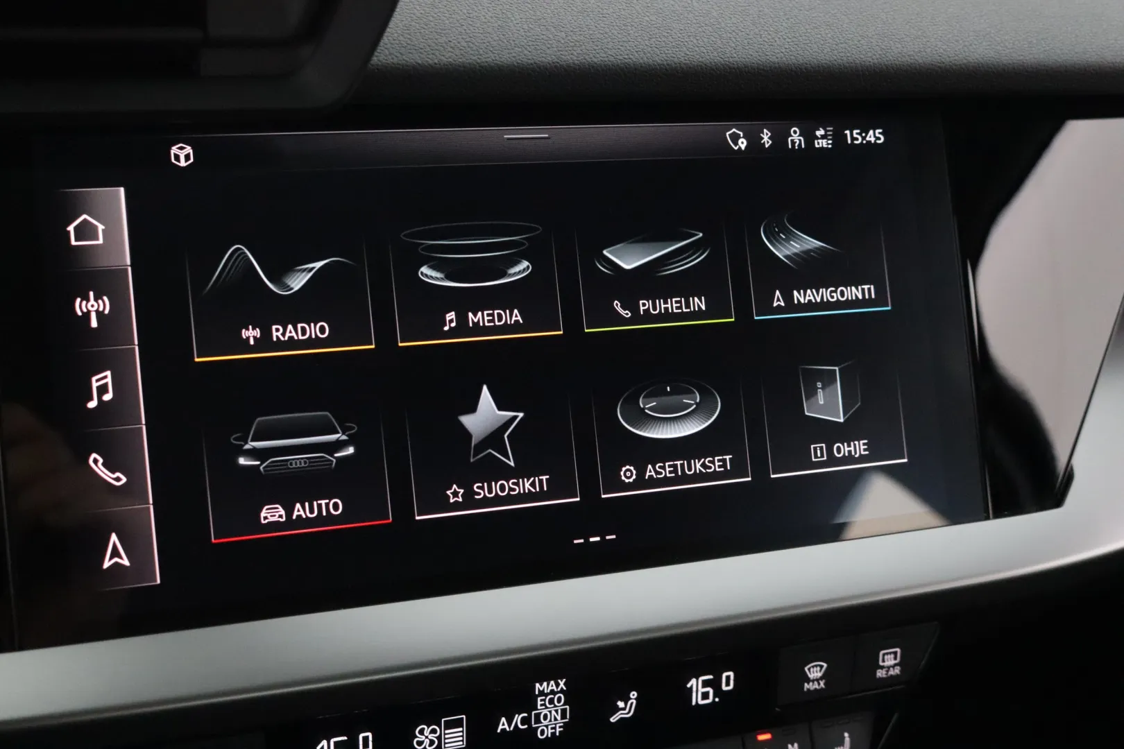 AUDI A3 XPZ-536 carousel image