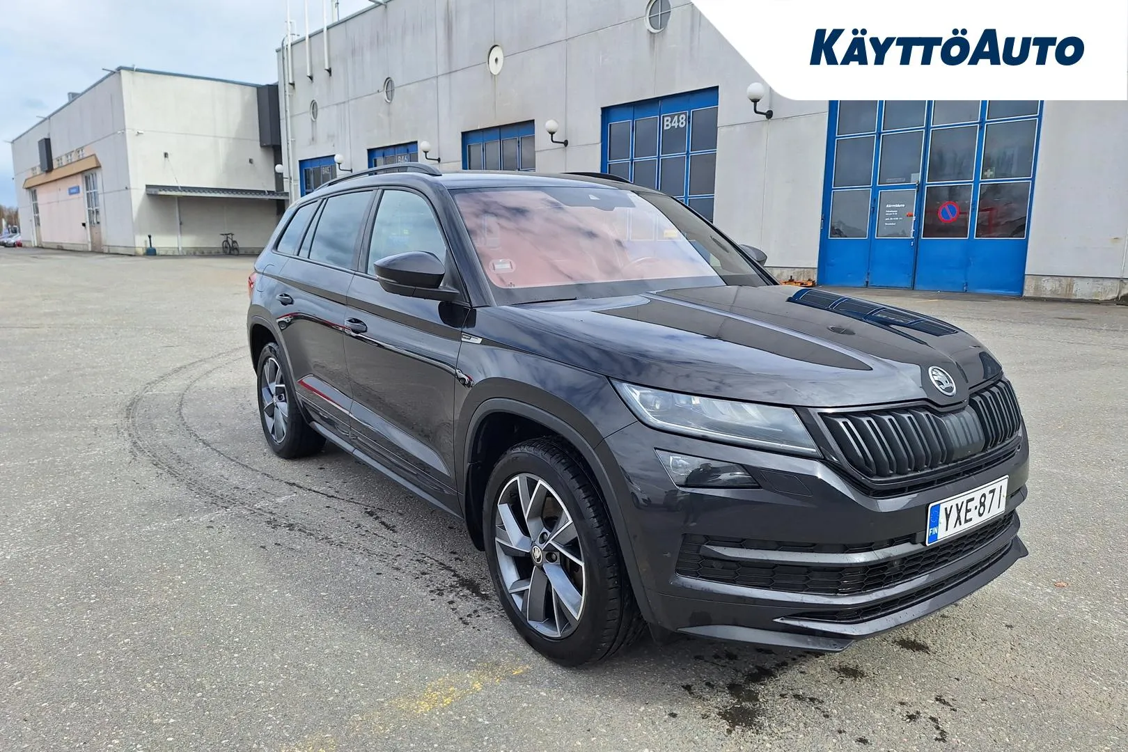 SKODA Kodiaq YXE-871 carousel image