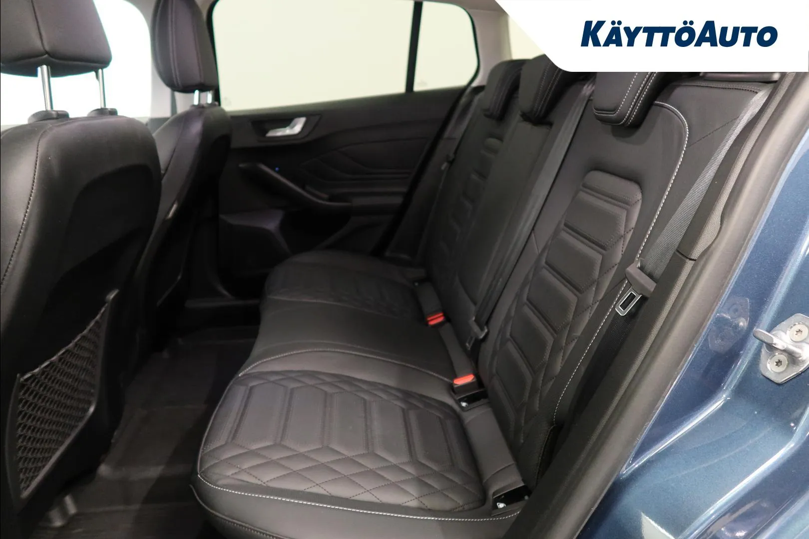 FORD Focus YKZ-730 carousel image